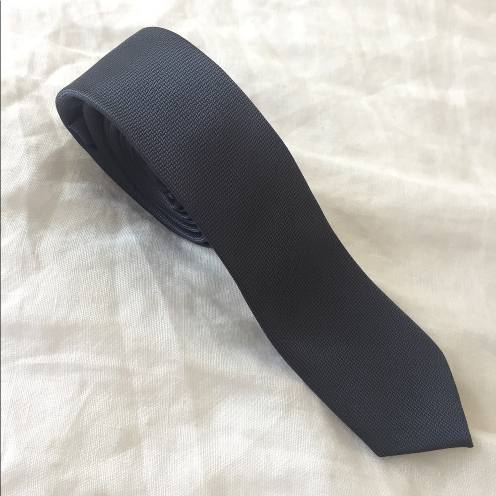 Burton: Men’s Grey Tie
